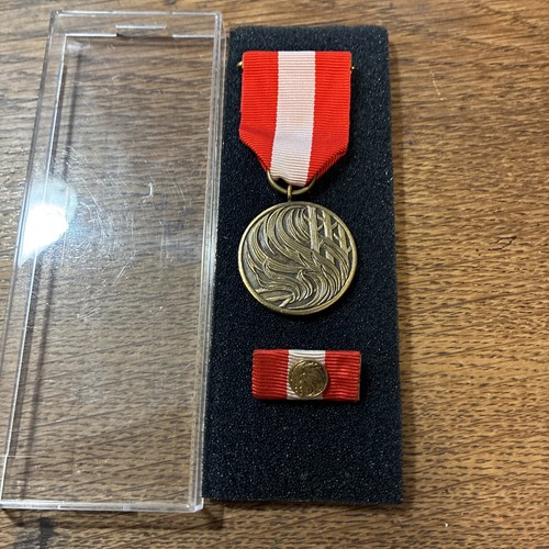 Orden einsatzmedaille der - ,
