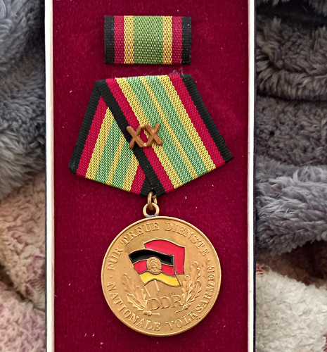 Ddr medaille für - ddr, treue