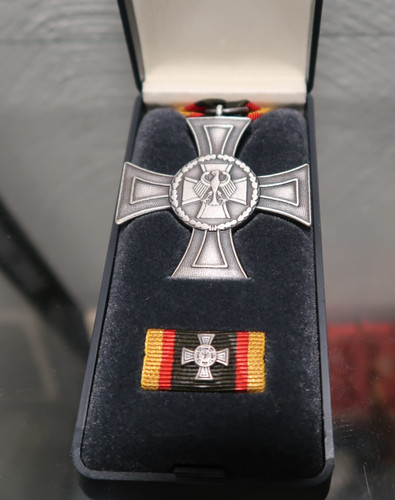 Orden ehrenkreuz der - ehrenkreuz,